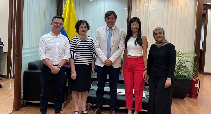 Alejandro Rosselli Londoño se posesionó como nuevo Embajador de Colombia en Malasia