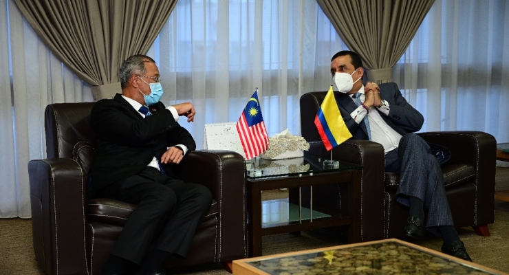 Embajador de Colombia en Malasia y alcalde de Kuala Lumpur dialogaron sobre cooperación en proyectos culturales e intercambio de buenas prácticas en materia de educación